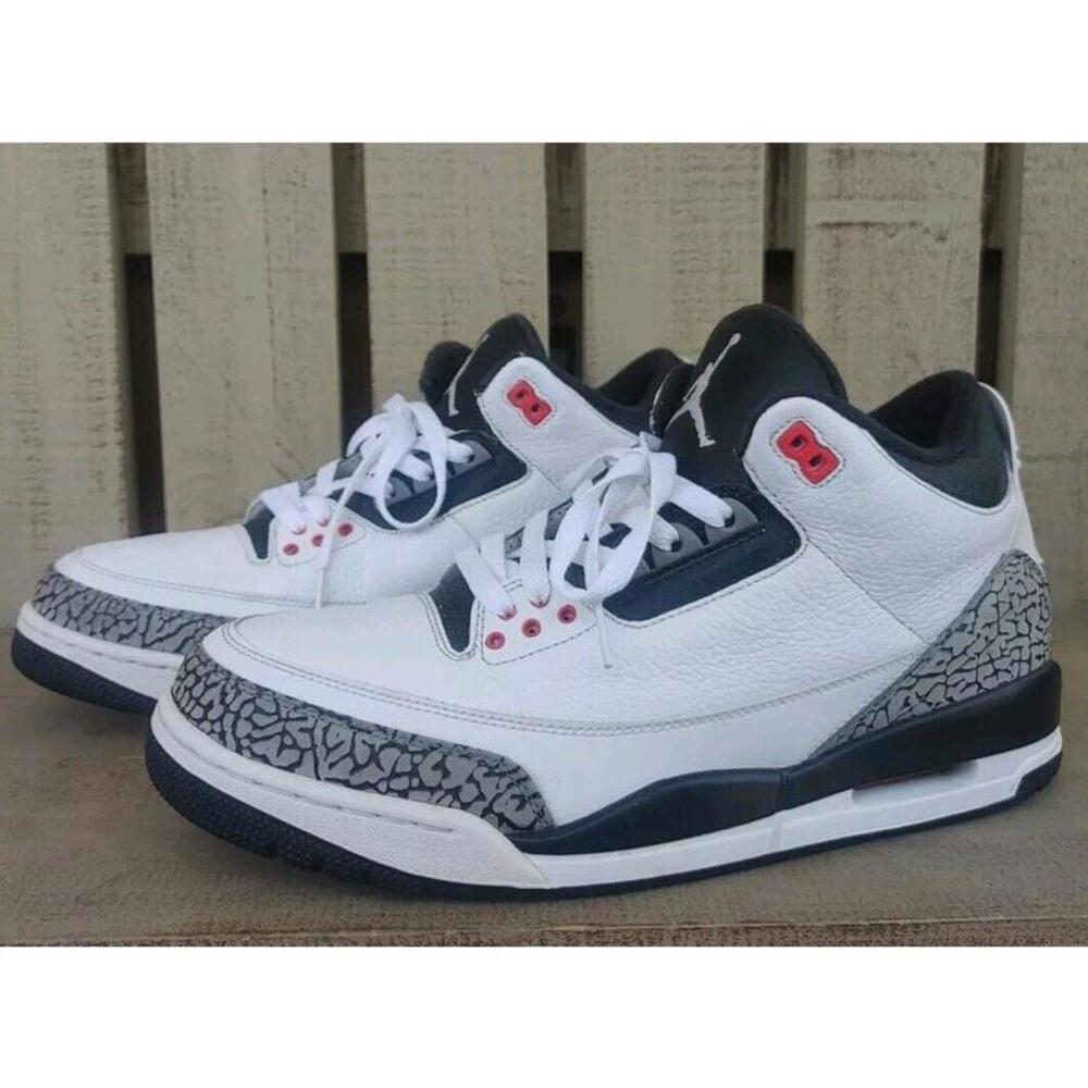 Nike Air Jordan 3s Retro Infared 23 Basketball Shoes 136064-123 EUC